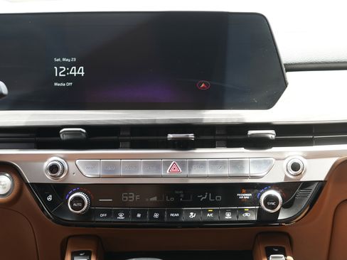 Used 2024 Kia Telluride EX X-Line AWD/4WD image 28