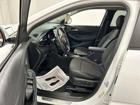 Certified 2023 Buick Encore GX Preferred w/ Cold Weather Comfort Package AWD/4WD image 9