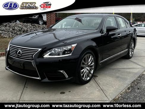 Used 2013 Lexus LS 460 AWD w/ Comfort Pkg image 3