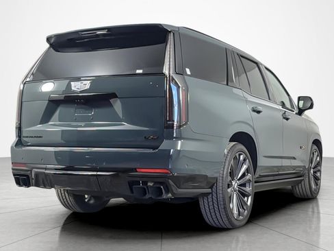 Used 2026 Cadillac Escalade V AWD/4WD image 5