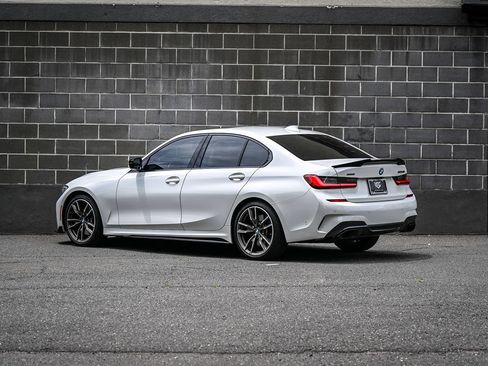 Used 2021 BMW M340i xDrive w/ Executive Package AWD/4WD image 4