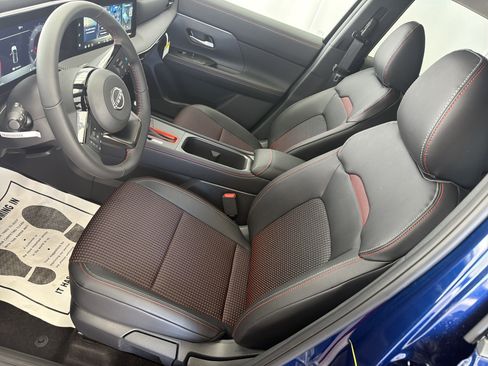 New 2026 Nissan Kicks SR w/ Cold Weather Package image 9