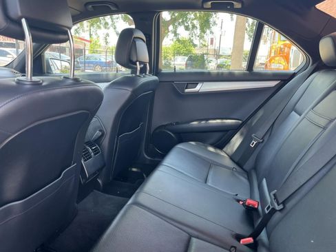 Used 2013 Mercedes-Benz C 250 Sedan image 26