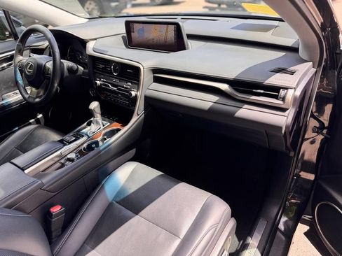Used 2019 Lexus RX 350 AWD w/ Navigation Package image 28
