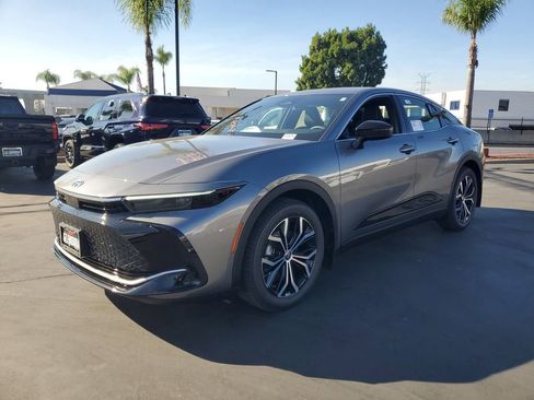 New 2026 Toyota Crown XLE image 7