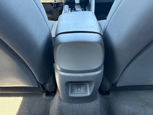 Used 2024 Hyundai Elantra SEL FWD image 24