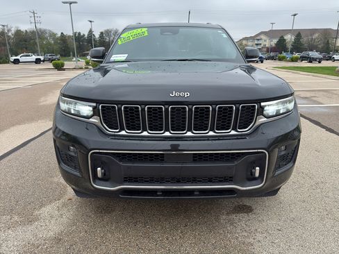 Used 2023 Jeep Grand Cherokee L Overland w/ Luxury Tech Group IV AWD/4WD image 8