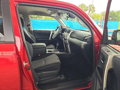 Used 2022 Toyota 4Runner SR5 RWD image 8