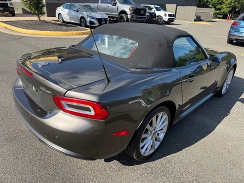 Used 2017 FIAT 124 Spider Lusso RWD image 7