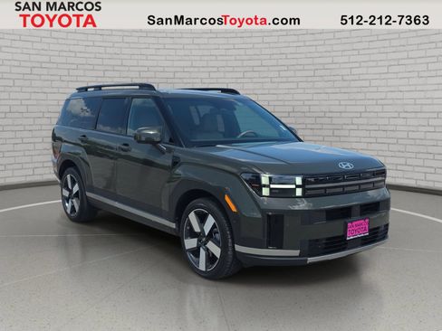 Used 2025 Hyundai Santa Fe Limited AWD/4WD image 3