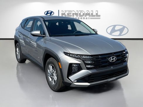 New 2026 Hyundai Tucson SE image 1