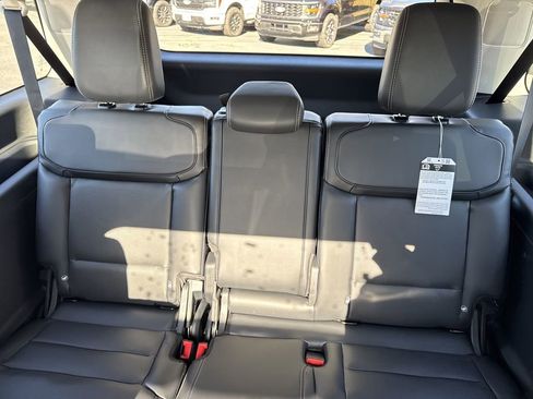 New 2026 Ford Expedition Max Platinum image 24