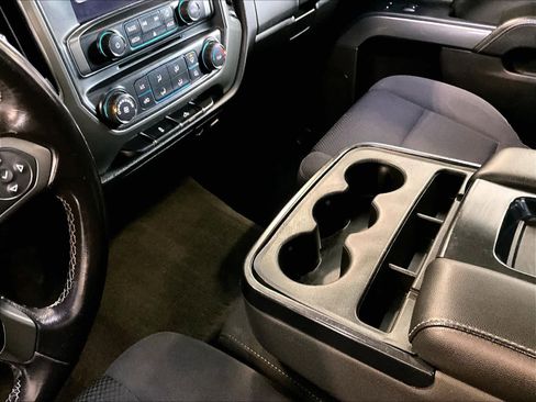 Used 2018 Chevrolet Silverado 1500 LT image 20