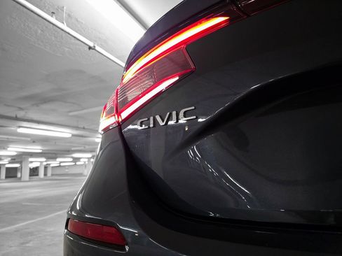 Certified 2022 Honda Civic EX-L image 10