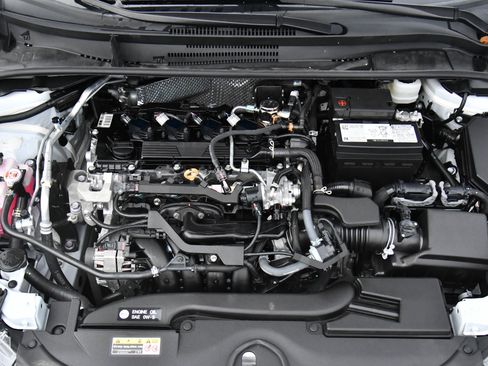 Used 2024 Toyota Corolla LE image 44