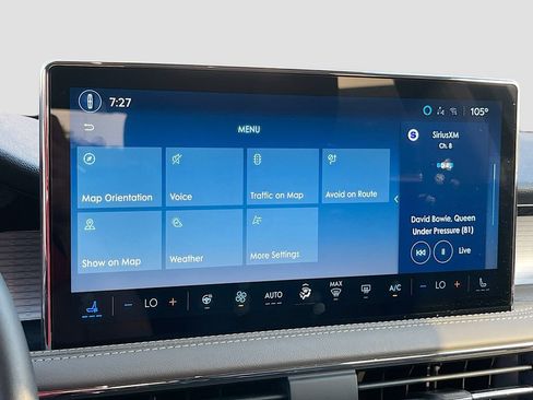 Used 2025 Lincoln Corsair AWD w/ Equipment Group 101A image 13
