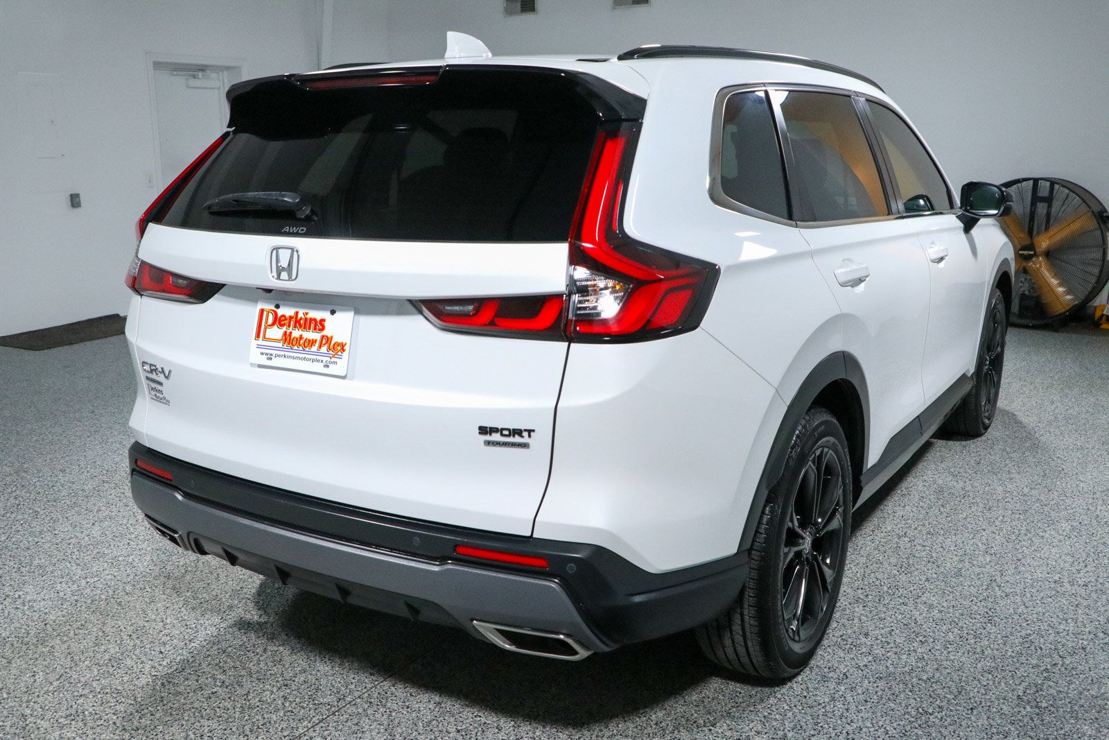 Used 2023 Honda CR-V Sport Touring image 7