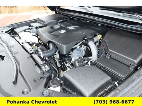 Used 2024 Lexus GX 550 image 35