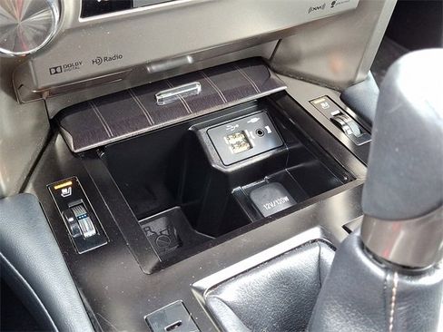 Used 2020 Lexus GX 460 Premium image 25