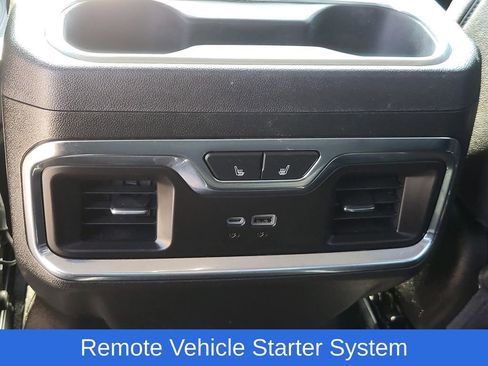 Used 2025 GMC Sierra 2500 SLT w/ SLT Convenience Package image 17