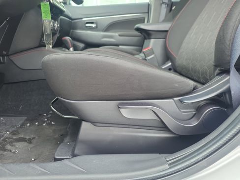 Used 2025 Mitsubishi Outlander Sport ES image 13