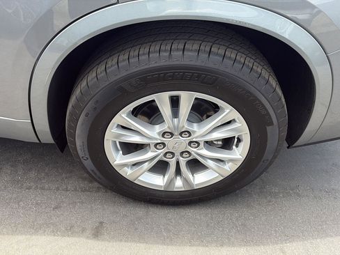 New 2025 Cadillac XT6 Luxury image 31