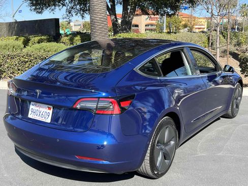 Used 2018 Tesla Model 3 Long Range image 19