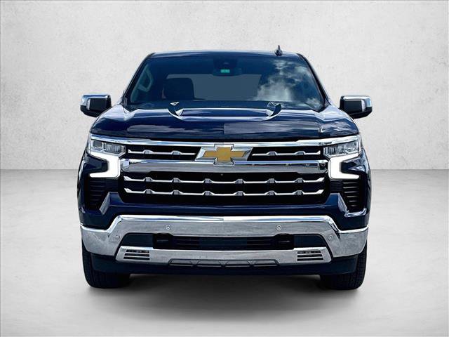 Used 2022 Chevrolet Silverado 1500 LTZ RWD image 3