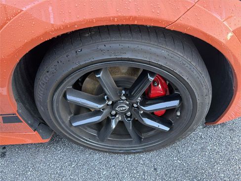 Used 2024 Nissan Z Performance w/ Heritage Edition RWD image 9