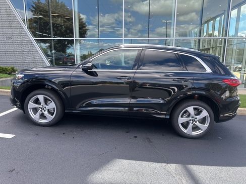 New 2025 Audi Q5 Premium Plus image 3