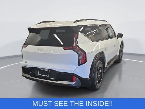 Used 2024 Kia EV9 GT-Line AWD/4WD image 3