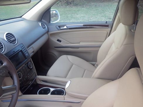 Used 2010 Mercedes-Benz ML 350 4MATIC image 11