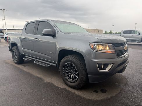 Used 2020 Chevrolet Colorado Z71 AWD/4WD image 6