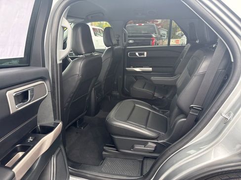Used 2023 Ford Explorer XLT w/ Equipment Group 202A image 14