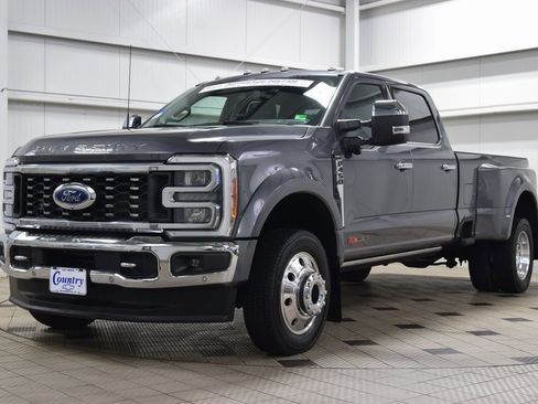 Used 2023 Ford F450 Lariat w/ Lariat Ultimate Package image 3