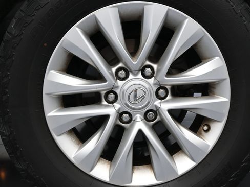 Used 2021 Lexus GX 460 Premium image 45