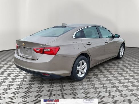 Used 2023 Chevrolet Malibu LT FWD image 4