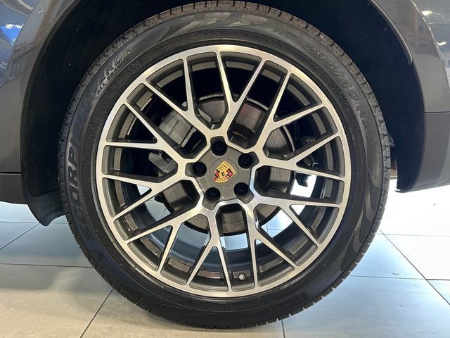 Used 2018 Porsche Macan S AWD/4WD image 35