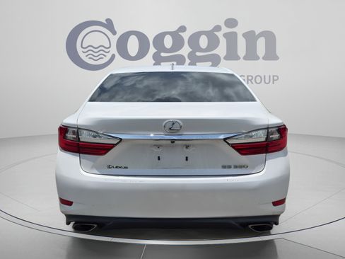 Used 2017 Lexus ES 350 FWD image 4