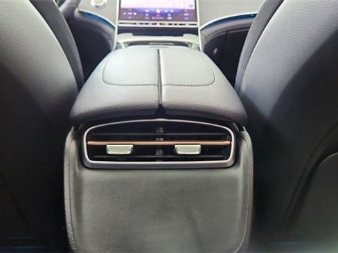 Used 2023 Mercedes-Benz EQE 500 4MATIC SUV w/ Exclusive Trim Package image 52