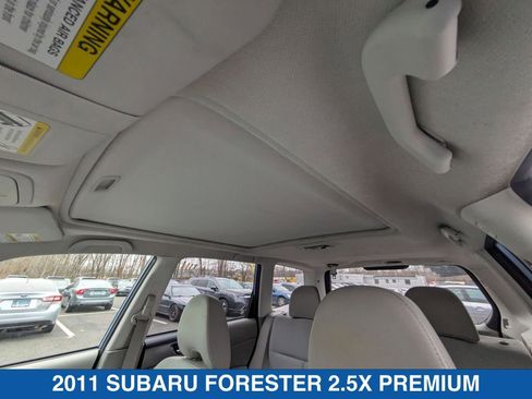 Used 2011 Subaru Forester 2.5X Premium w/ All-Weather Pkg image 27