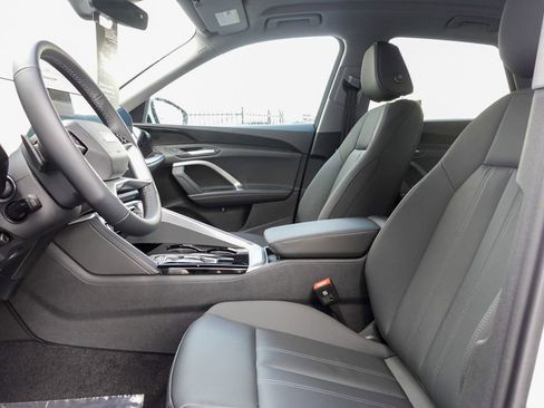 New 2025 Audi Q5 2.0T Premium image 12