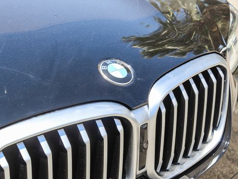 Certified 2024 BMW X3 xDrive30i w/ Convenience Package w/ZPA image 9