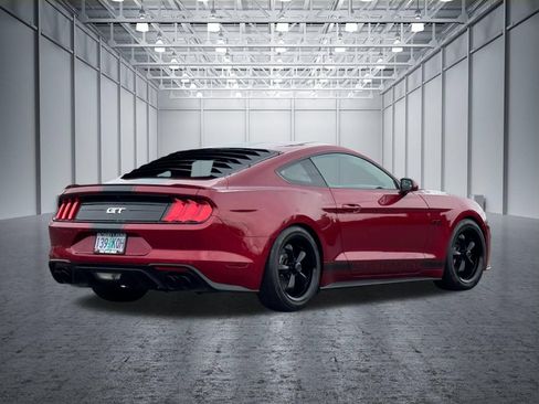 Used 2018 Ford Mustang GT RWD image 13