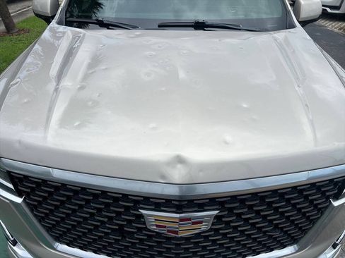 Used 2021 Cadillac Escalade ESV Premium Luxury w/ Performance Package AWD/4WD image 29