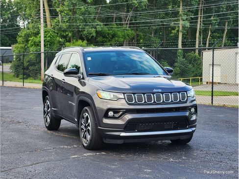 Used 2022 Jeep Compass Limited AWD/4WD image 10