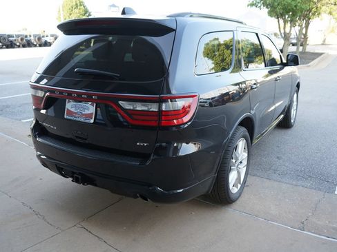 Used 2024 Dodge Durango GT RWD image 9