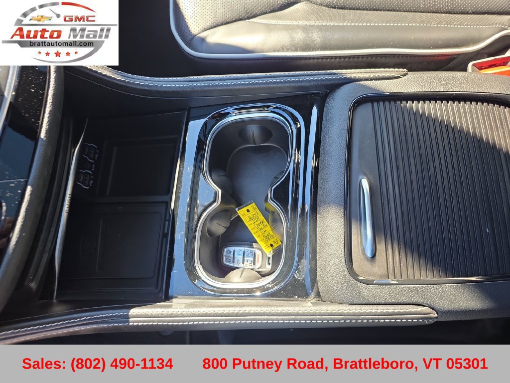 Used 2024 Chrysler Pacifica Limited w/ S Appearance Package AWD/4WD image 13