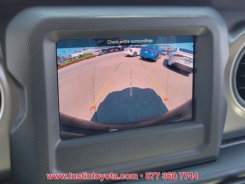 Used 2023 Jeep Wrangler Sport AWD/4WD image 20