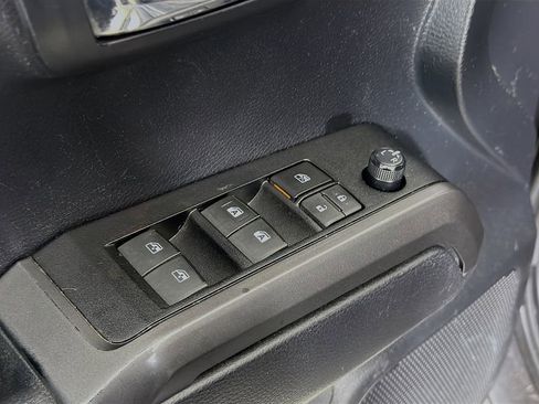 Used 2020 Toyota Tacoma TRD Sport image 19